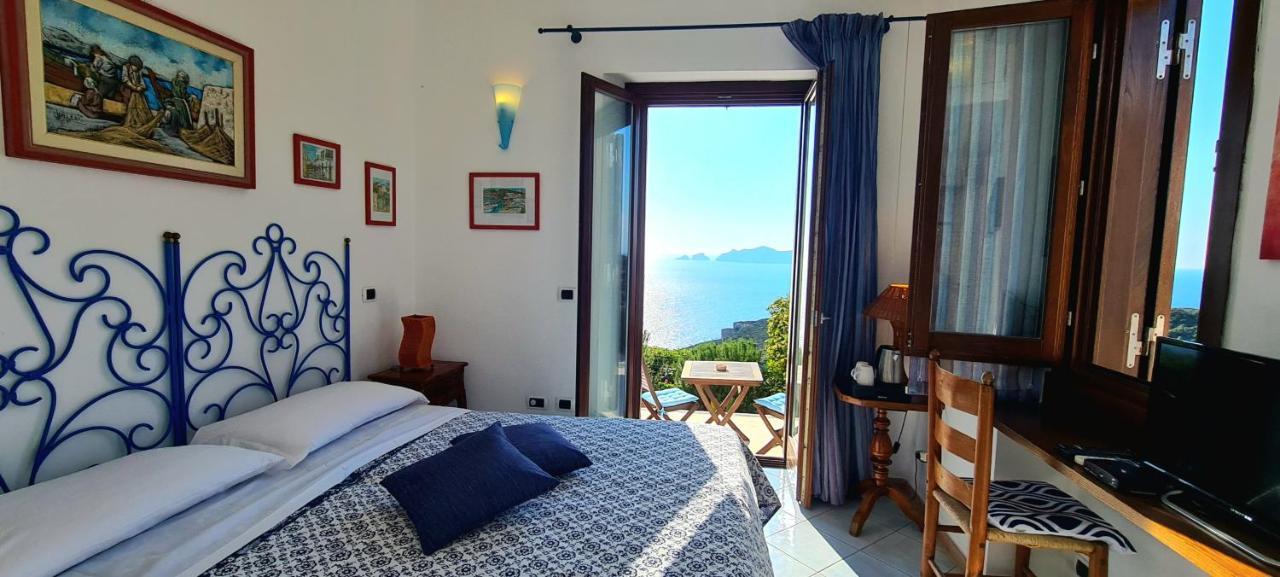 Guest House Villa Il Gabbiano Ponza Exterior foto
