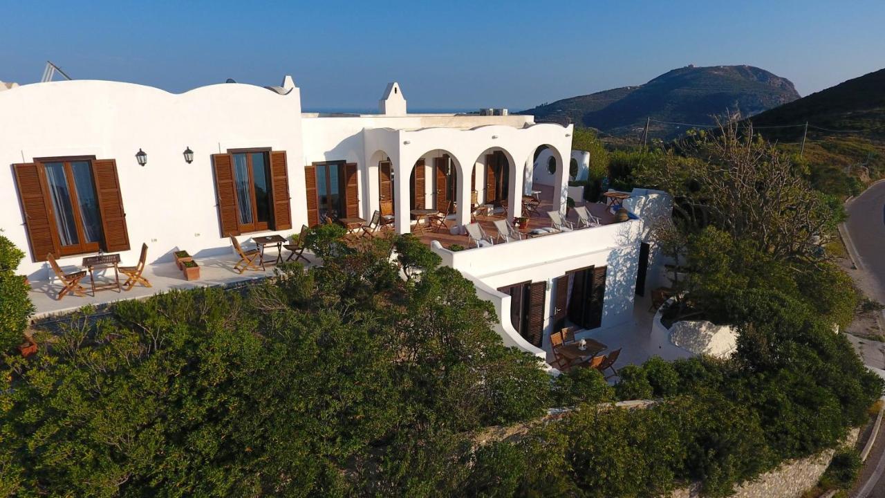 Guest House Villa Il Gabbiano Ponza Exterior foto