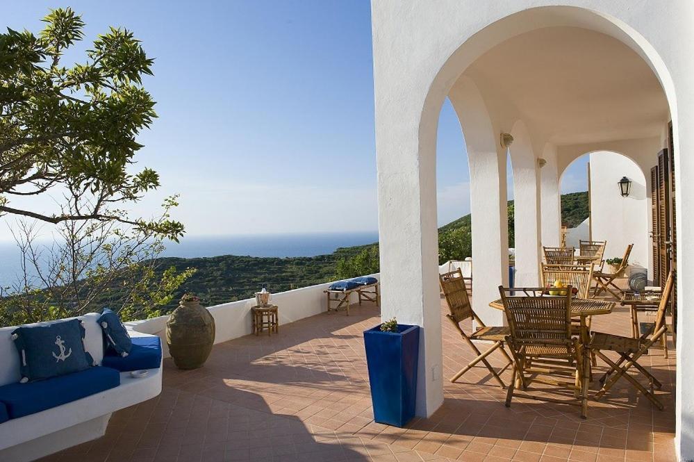 Guest House Villa Il Gabbiano Ponza Exterior foto