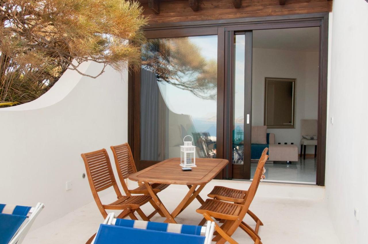 Guest House Villa Il Gabbiano Ponza Exterior foto