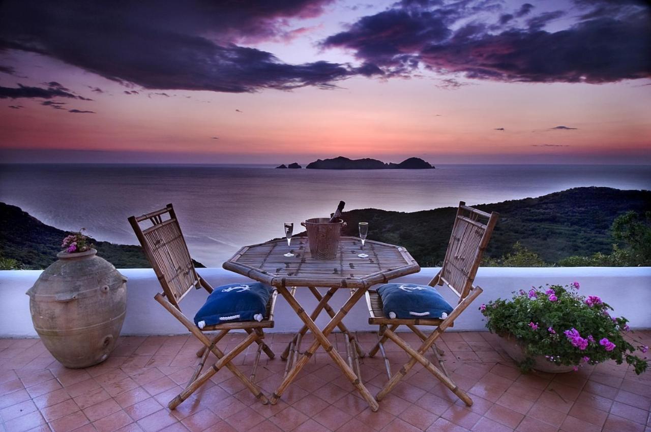Guest House Villa Il Gabbiano Ponza Exterior foto