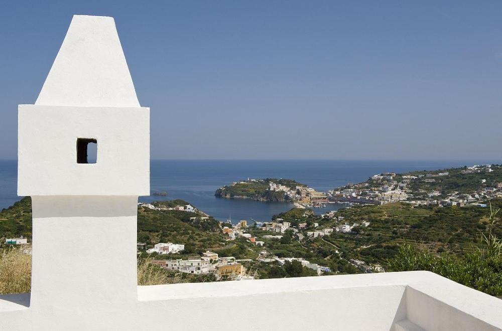 Guest House Villa Il Gabbiano Ponza Exterior foto