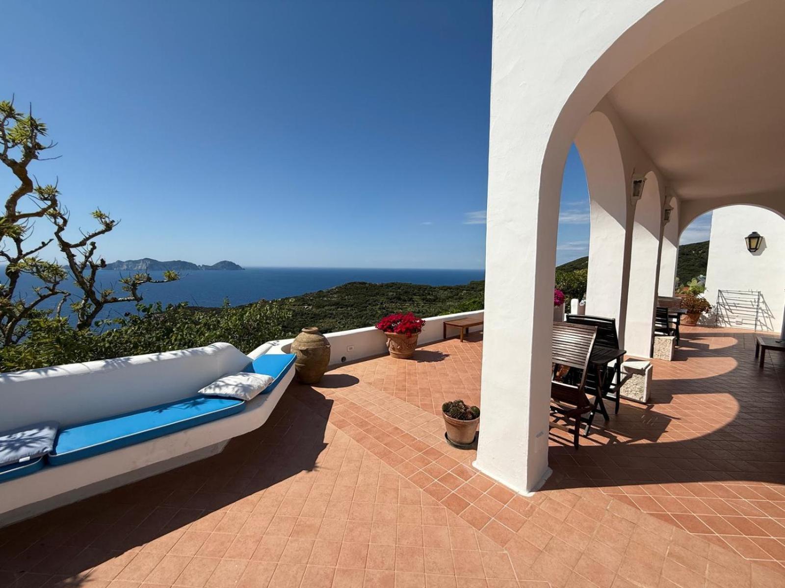 Guest House Villa Il Gabbiano Ponza Exterior foto